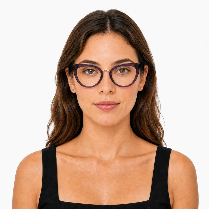 Flora - Roxo — modelo feminino usando a armação