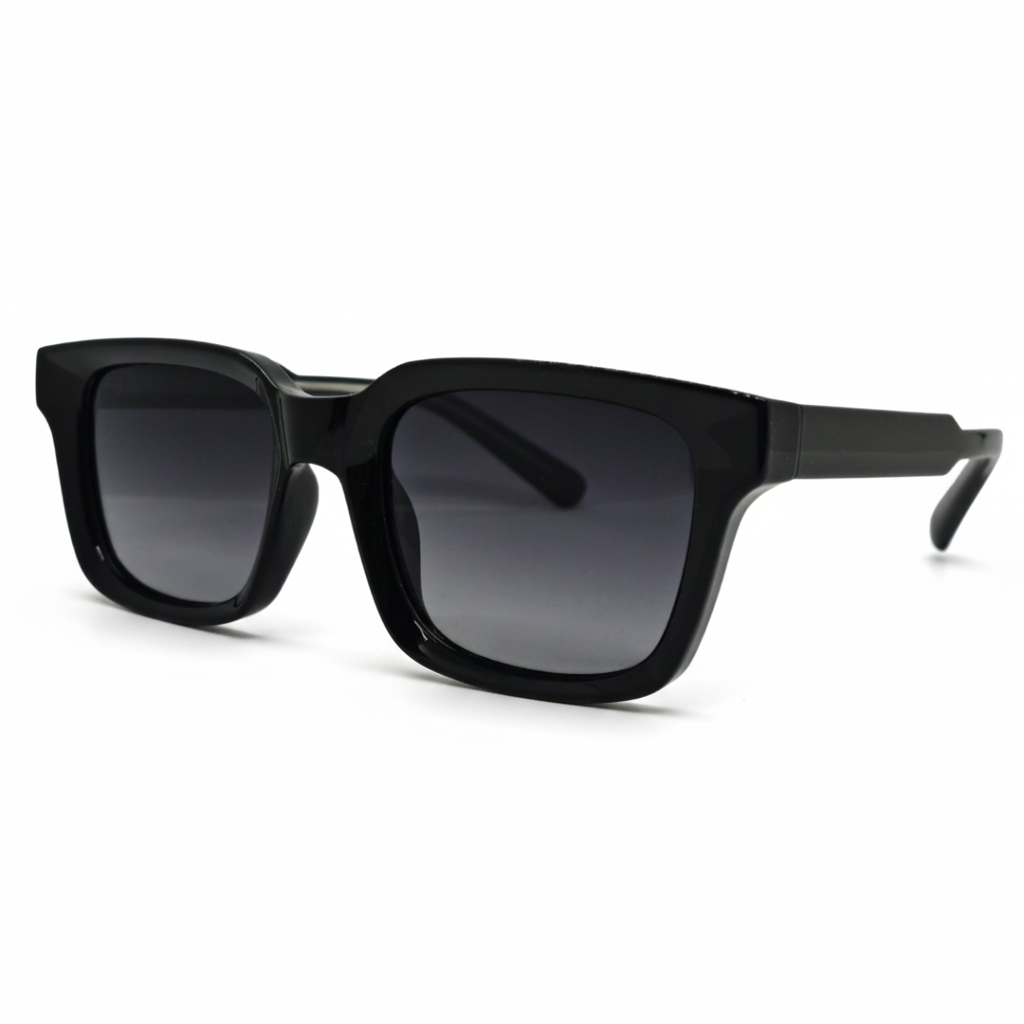 Óculos solar feminino quadrado preto com armação em acetato resistente. Imagem destacando o design sofisticado e lentes solares com proteção UV.