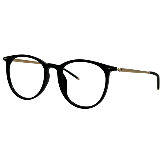 Óculos preto com armação em acetato leve e resistente. Imagem destacando o design moderno e as lentes transparentes, compatíveis com diferentes graus e tratamentos.
